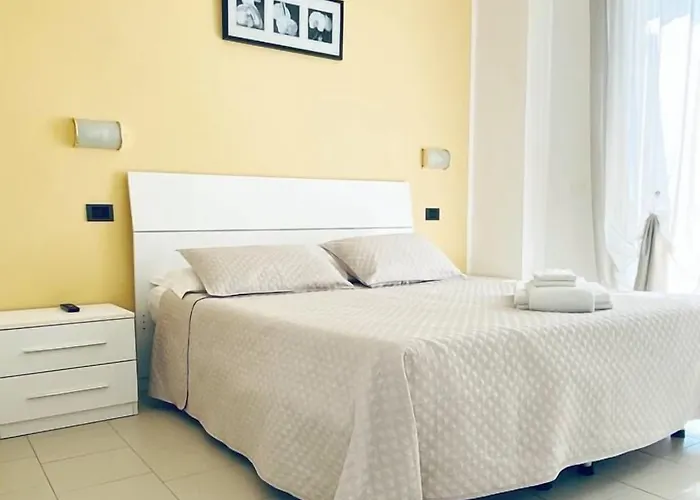 מלון דירות Altea 4*