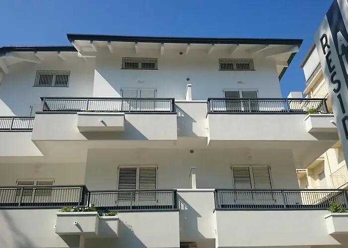 מלון דירות Altea 4*